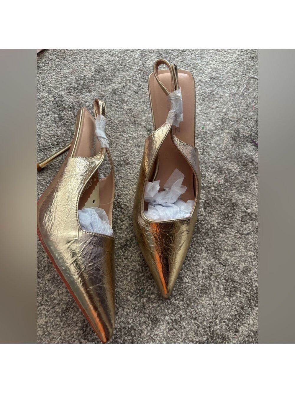 Gold Slingback High Heels - Picture 12 of 17